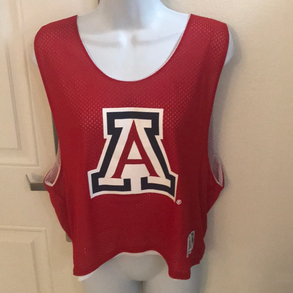 Game day shirt U of A cropped jersey red  A graphic print M